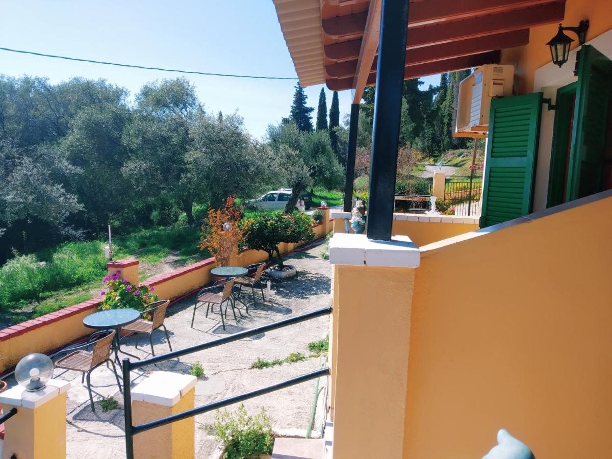 Vassilis Apartments Paleokastritsa Buitenkant foto