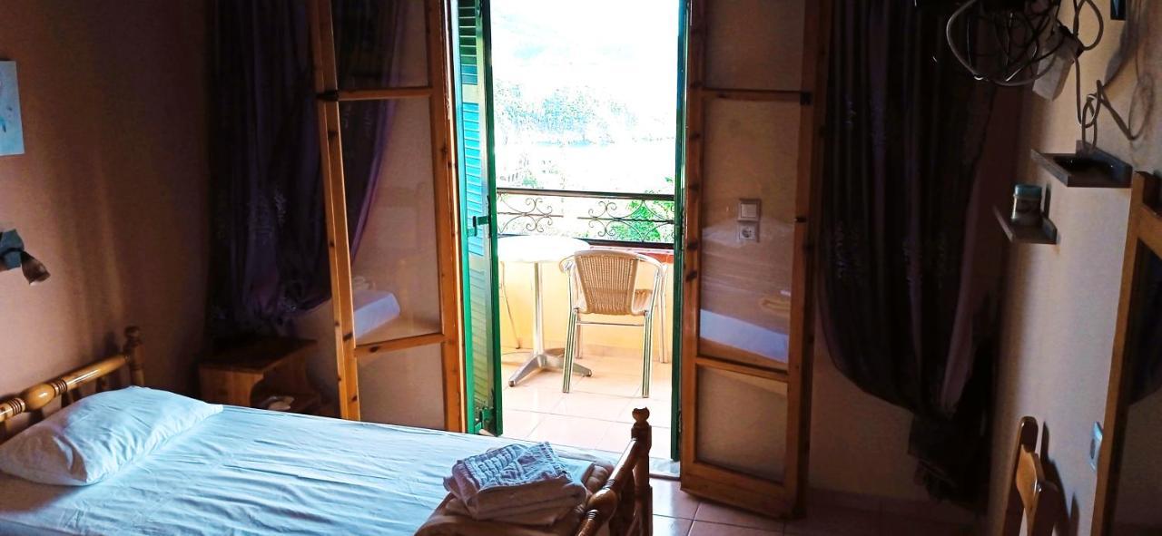 Vassilis Apartments Paleokastritsa Buitenkant foto