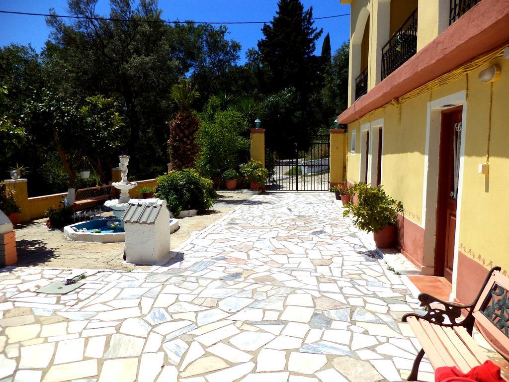 Vassilis Apartments Paleokastritsa Buitenkant foto