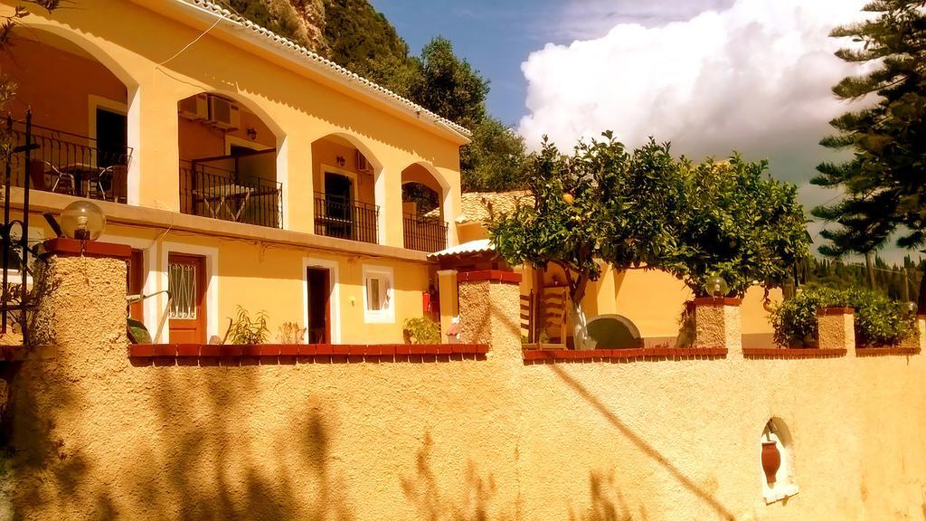 Vassilis Apartments Paleokastritsa Buitenkant foto